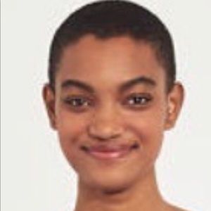 Meet your Posher, Leijla